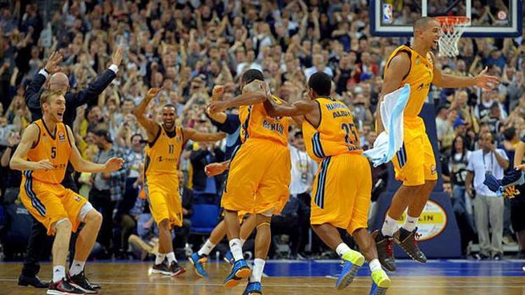 Alba Berlin NBA Şampiyonunu yendi