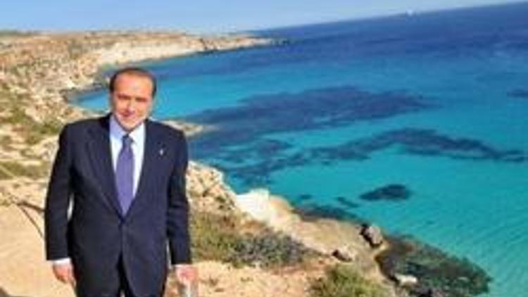 Berlusconi’den AB’ye kaçak göç resti