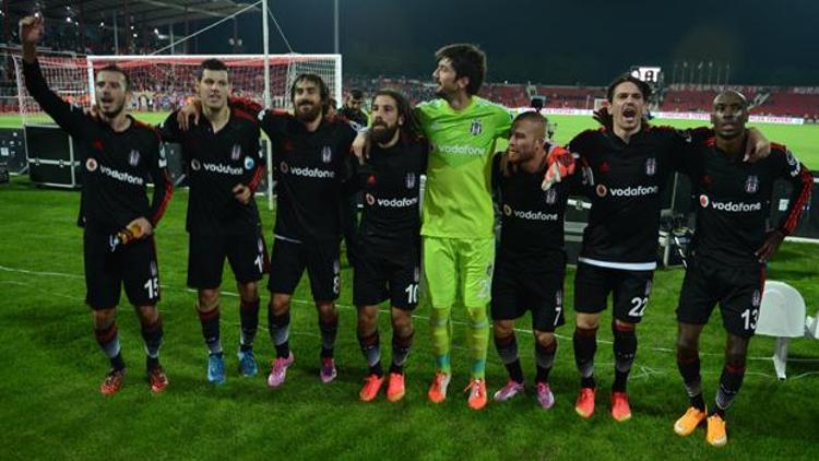 Beşiktaş ligde yerlileriyle gülüyor