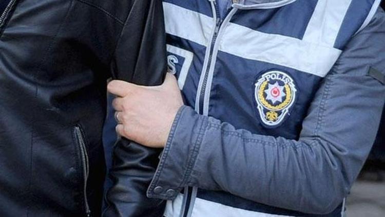 Makul şüpheden ilk gözaltı Adanada bir gazeteciye