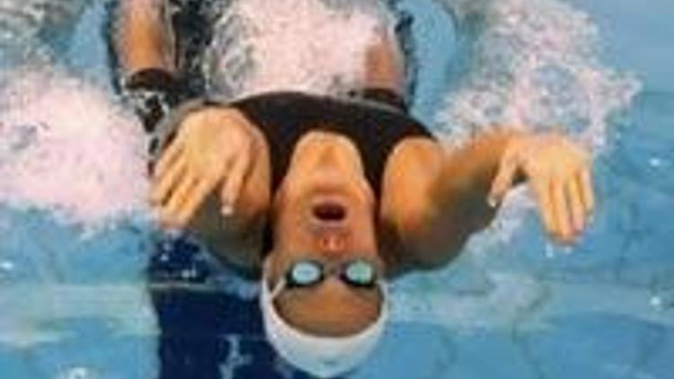 Yüzmede 7 dünya rekoru kırıldı