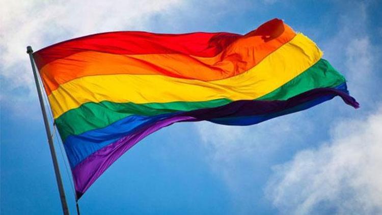 Dünyada bir ilk Rayo Vallecano LGBT renklerindeki formalarla oynayacak