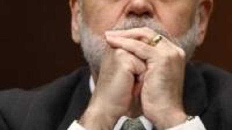 Yılın adamı Ben Bernanke baskı altında