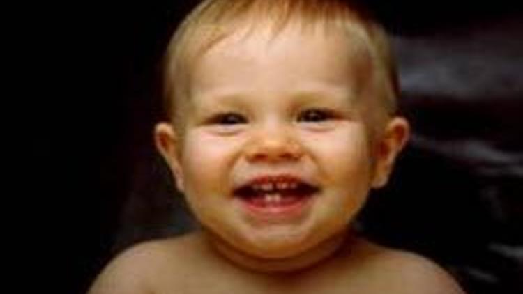 Bebeklerin diş temizliği yetişkinler kadar önemli