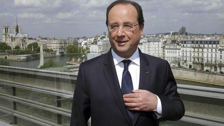 Hollande ilk kez 24 Nisan törenine katılacak