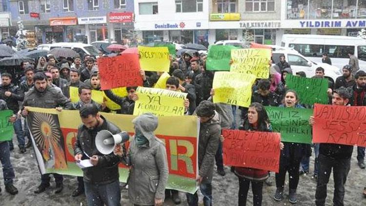 Öğrencilerden depremzedelere destek