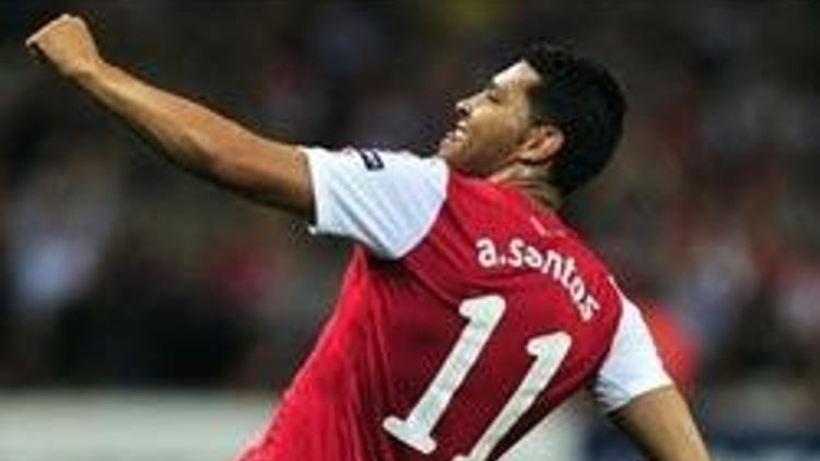 Santos attı Arsenal uçtu