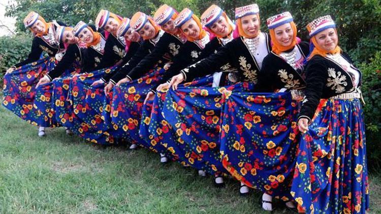 Slovenya’ya folklor çıkarması