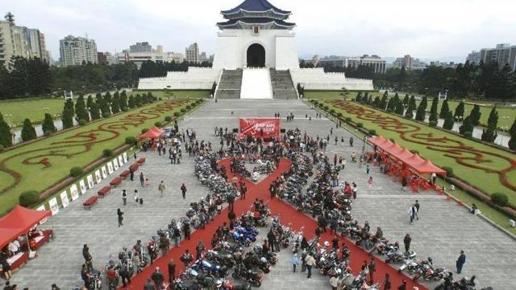 Photo Ed: Marches raise awareness on Dec. 1 World AIDS Day