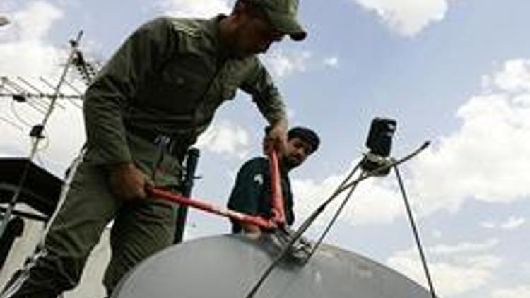 İranda uydu anten operasyonu