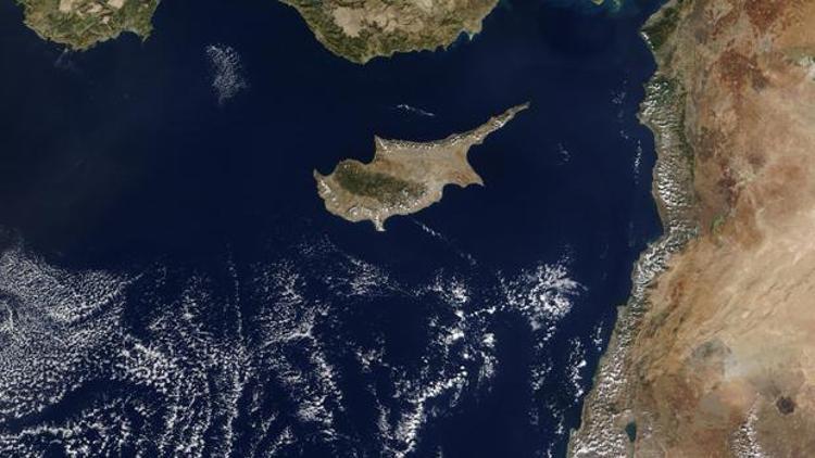 Güney Kıbrıs endişeli: Her an sıcak olay çıkabilir