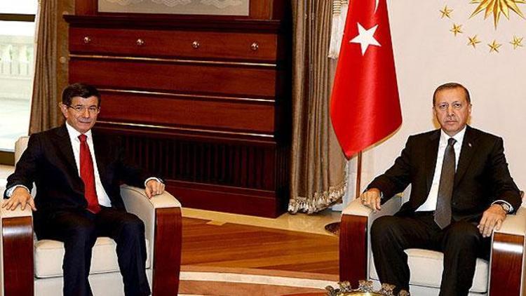 Erdoğan görevi Davutoğluna verdi