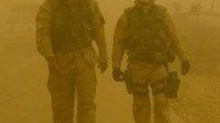 ABD askerlerinin yeni kabusu kum fırtınaları