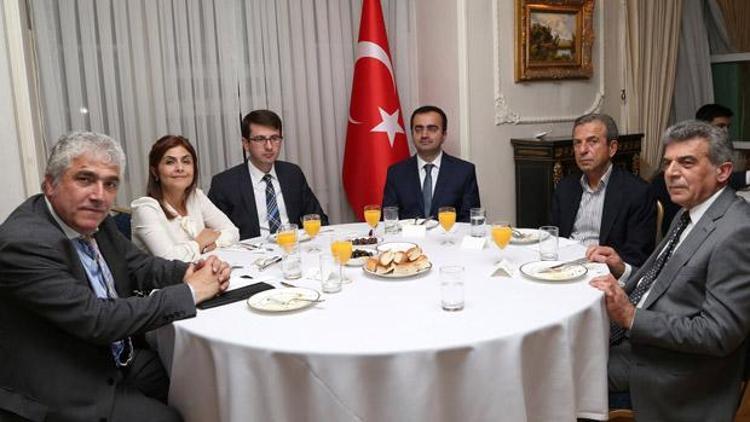 Londra Başkonsolosluğunda iftar yemeği