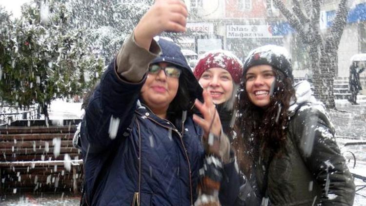 13 Ocak Salı İstanbul ve Ankara’da okullar kar tatili mi