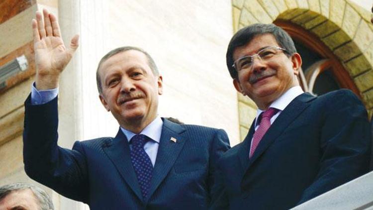 Recep Tayyip Erdoğan ve Ahmet Davutoğlu aynı gün doğdu: 26 Şubat