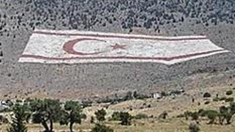 Türk bayrağı ‘hilkat garibesi’