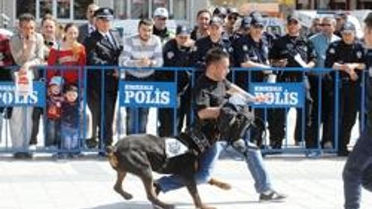 Polis haftasında renkli kutlama