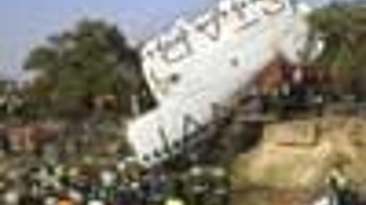 153 killed in Madrid airport plane crash