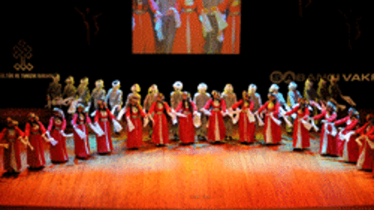 Türkiye Halk Dansları Yarışması sonuçlandı