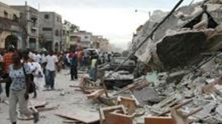 Deprem Haiti’nin başkentini yok etti
