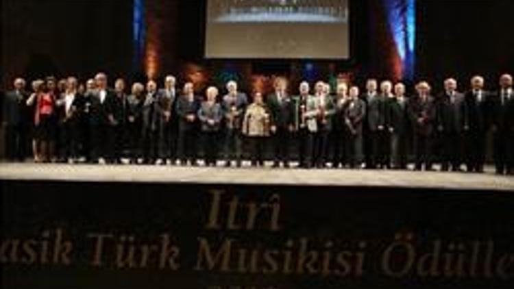 Itri Klasik Türk Musikisi Ödülleri verildi