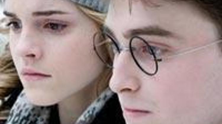 Harry Potterın yeni macerası açılışı rekorla yaptı