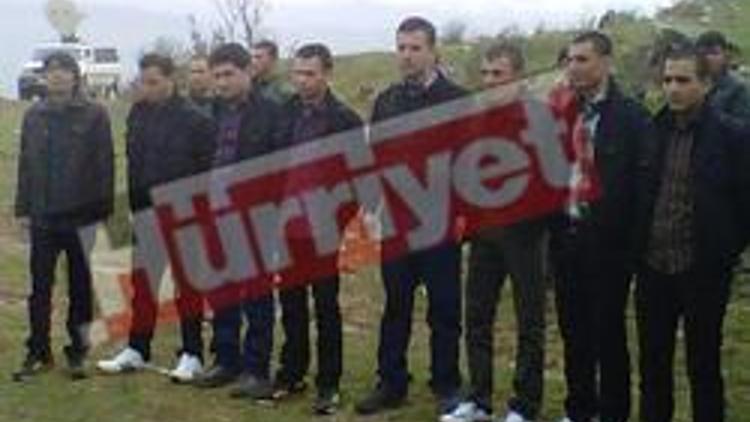 Kaçırılan kamu görevlileri Türkiyede