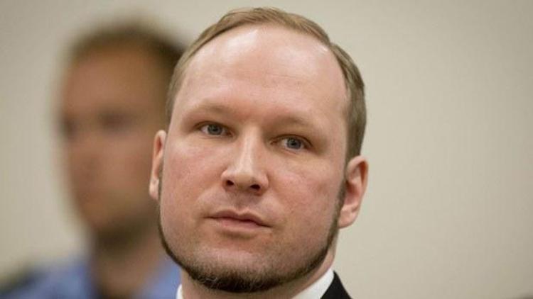 77 kişiyi öldüren Breivik, Oslo Üniversitesinde okuyacak