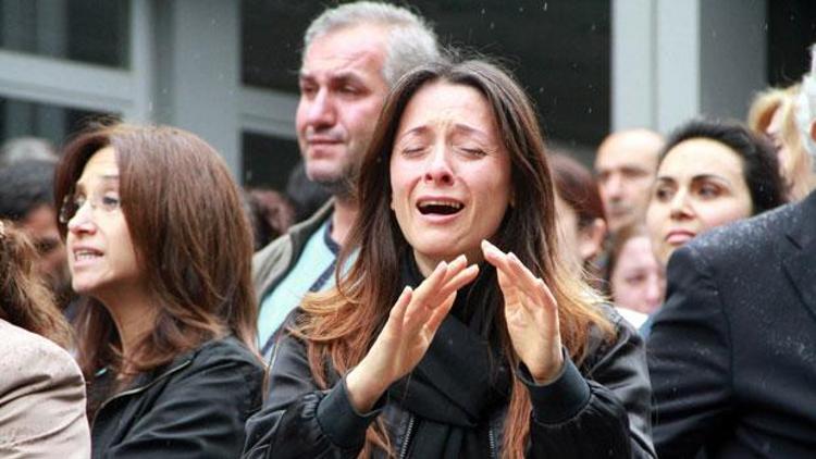 Silahlı saldırıda öldürülen Kamil Furtunun arkasından gözyaşları sel oldu