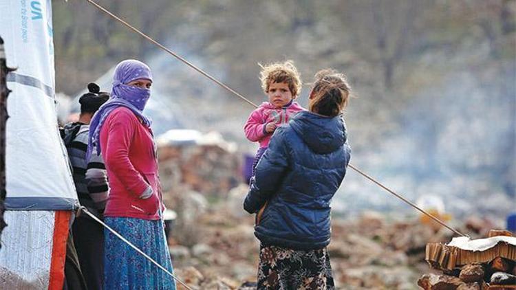 Dans kostümü verilince canına kıydı