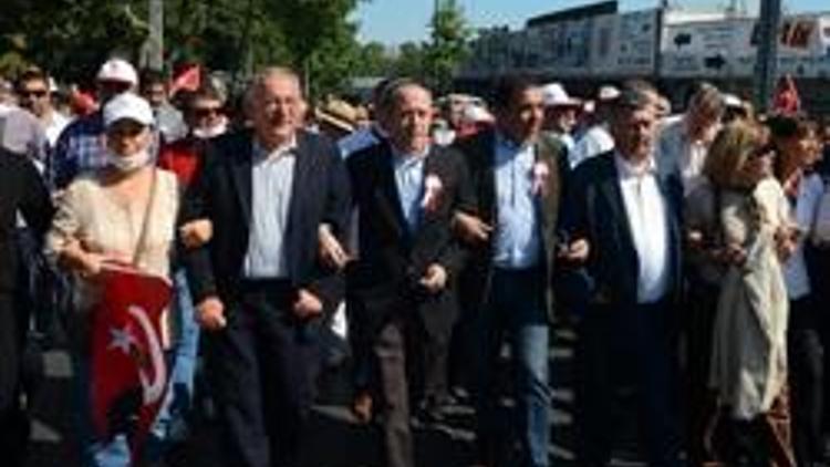 CHPliler Beşiktaştan Taksime yürüdü