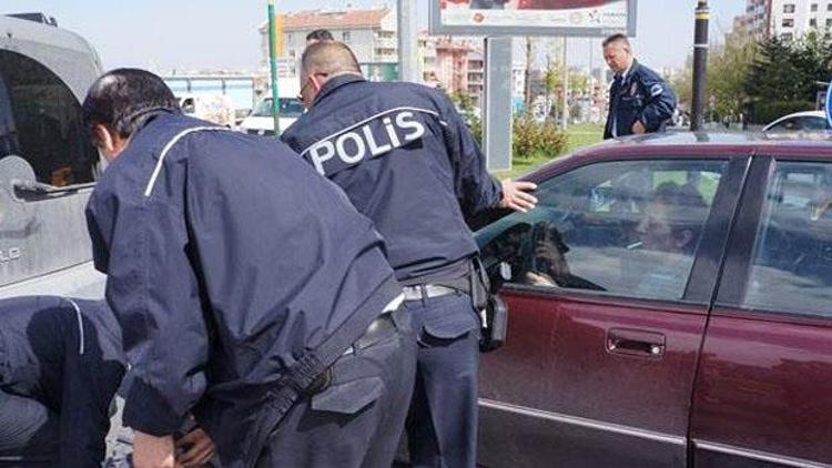 Ankara trafiğinde olay yarattı, kapanla bile durdurulamadı