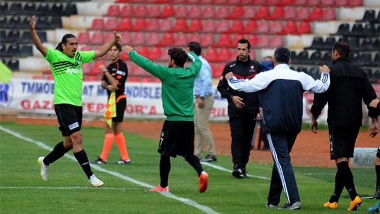 Gaziantep Büyükşehir Belediyespor-Denizlispor: 1-2