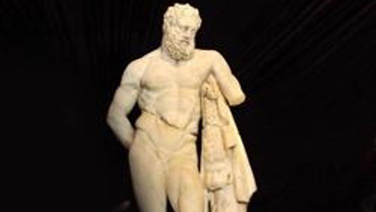 Yorgun Herakles huzura kavuştu