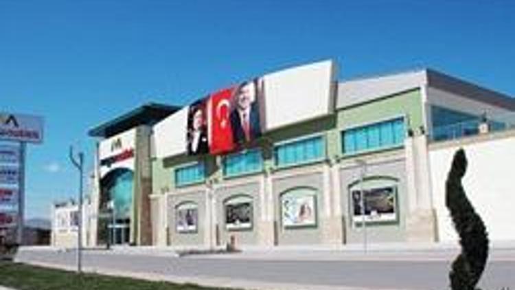 Anadolu dönüşüme uydu, şehir içinde kalan fabrikalar yerini alışveriş merkezine bırakıyor