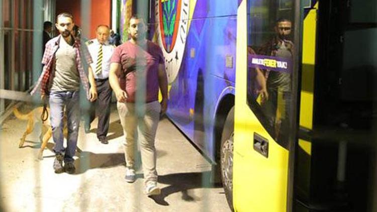 Fenerbahçe otobüsünde sır arama