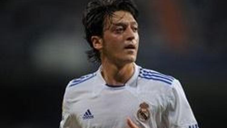 Mesut Özil bilmecesi