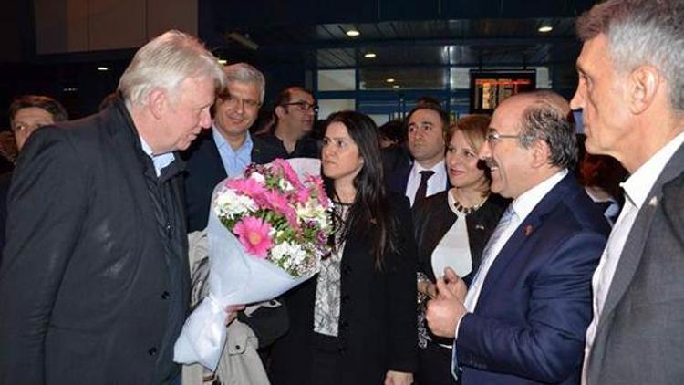 Dortmund Belediye Başkanı Sieraudan Trabzonspora ziyaret