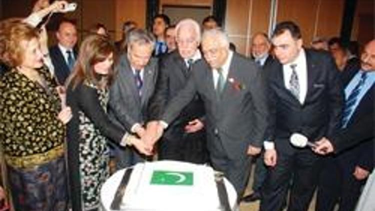 Pakistan Milli Günü’ne “geleneksel” kutlama