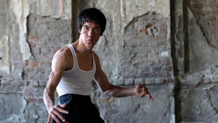 Bruce Lee’nin Afgan ikizi fenomen oldu