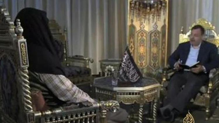 El Nusra lideri yüzünü kapatıp röportaj verdi: ‘Aleviler İslam’a dönsün’