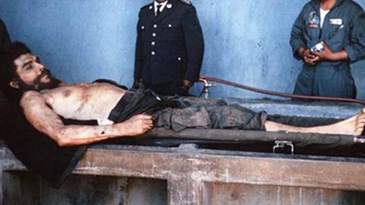 Che Guevaranın ölümünden 47 yıl sonra ortaya çıkan fotoğrafları