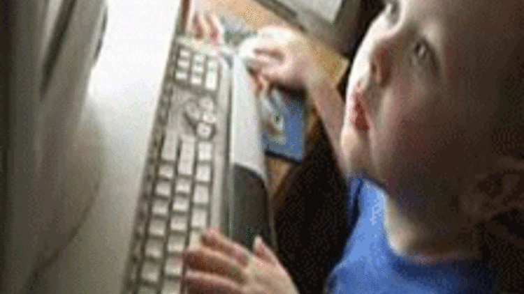 Çocukların bilgisayar kullanımına dikkat