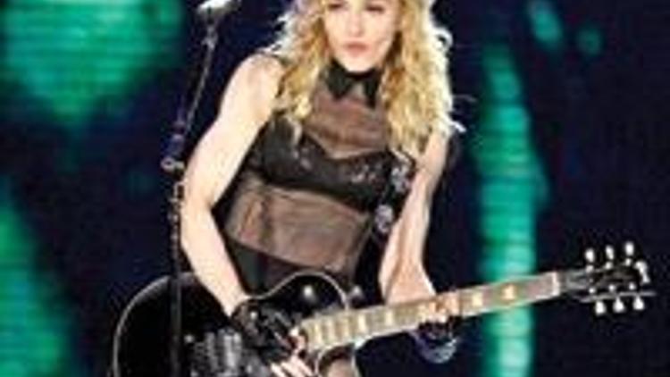 Son 10 yılda en çok dinlenen şarkıcı Madonna