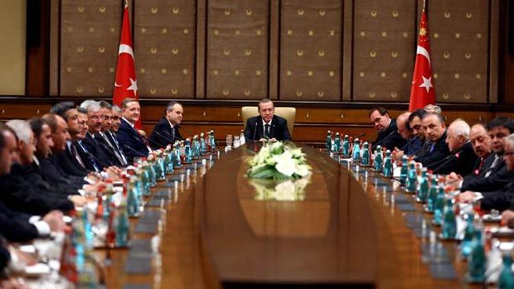 Yıldırım Demirören Cumhurbaşkanı Recep Tayyip Erdoğanı Kazak maçına davet etti