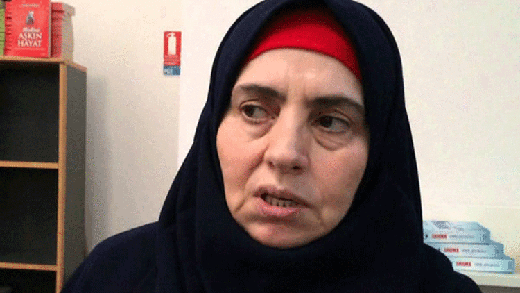 Yazar Emine Şenlikoğlu, Adnan Oktarın şikayeti üzerine gözaltına alındı