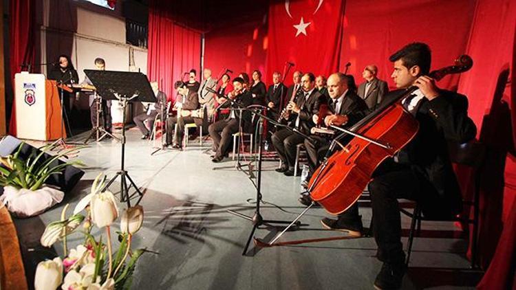 Bayraklı Belediyesinden cezaevinde konser