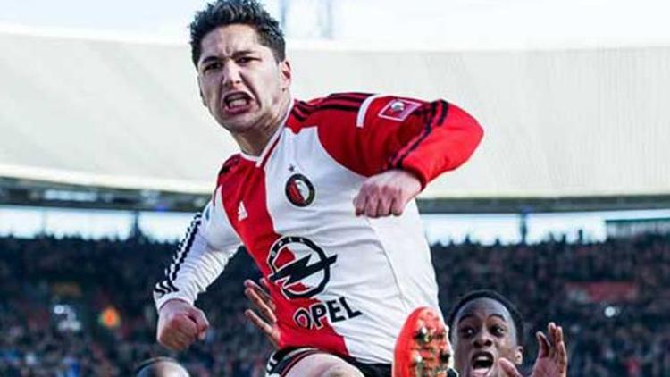 Feyenoord, Achahbarın sözleşmesini uzattı
