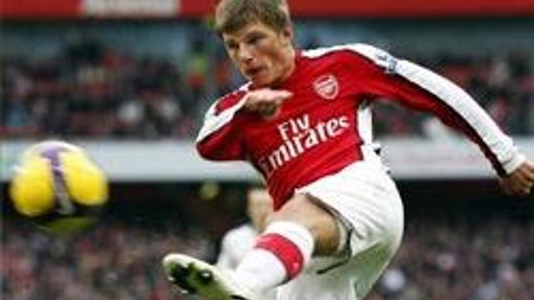 Andrei Arshavin yuvaya dönüyor